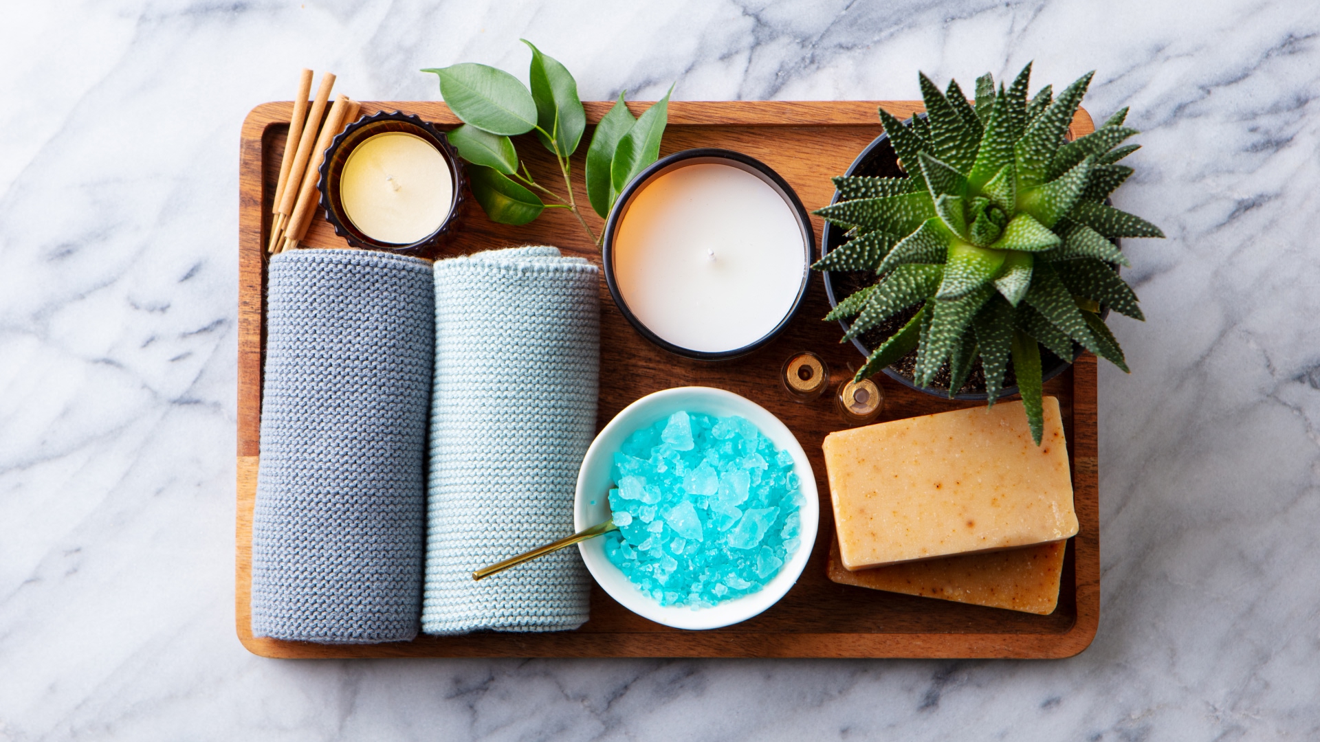 Vaxning av öron och näsa hos Barbershop plus